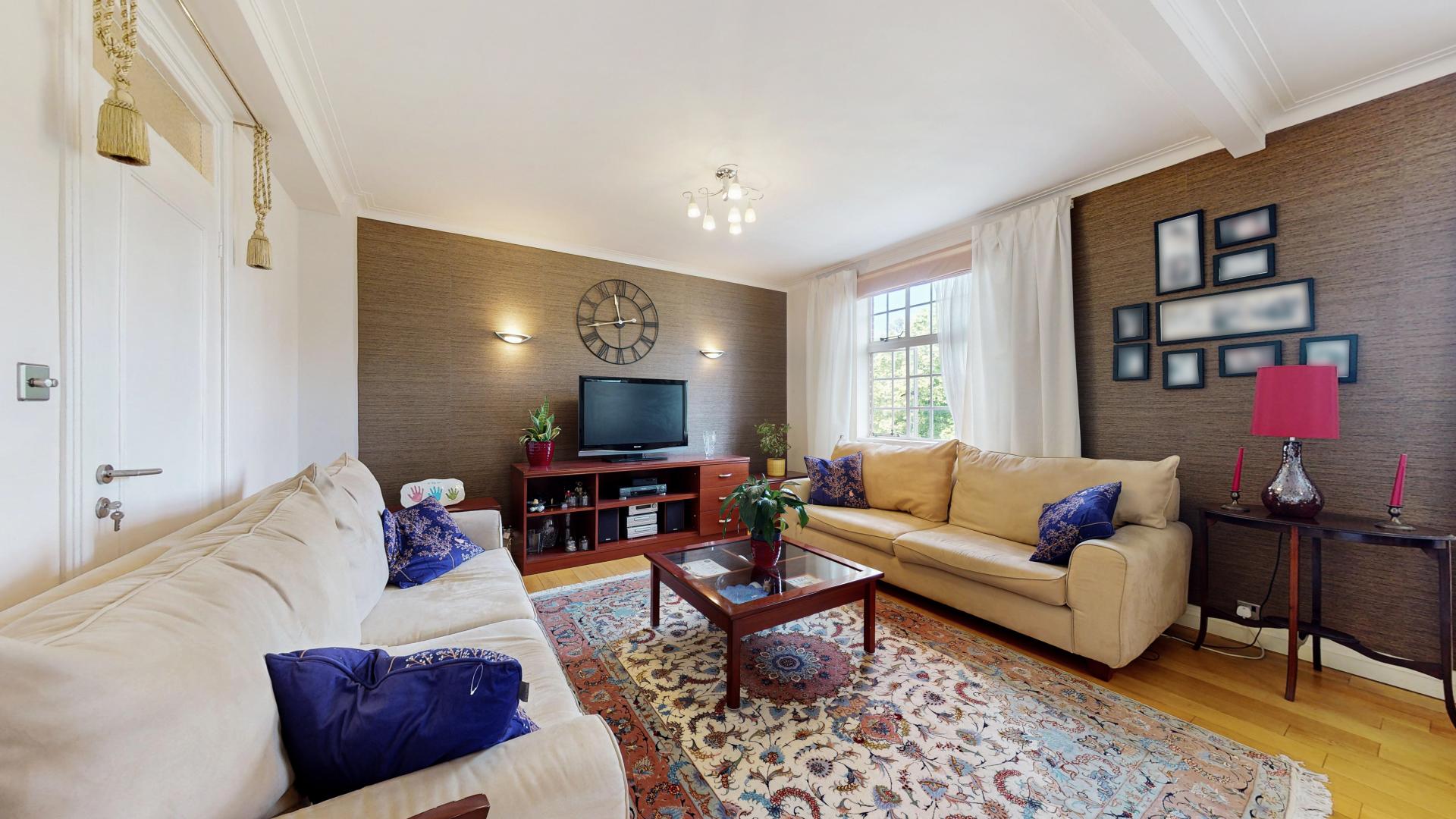 Stunning Apartment Frognal Lane, Hampstead